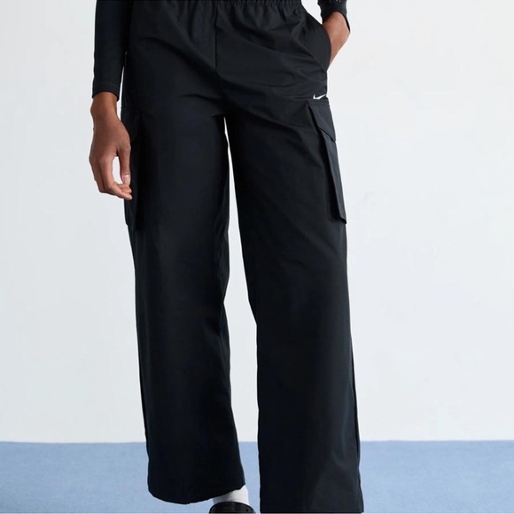 Nike wide leg loose fit baggy waterproof running gym pants - Picture 11 of 11